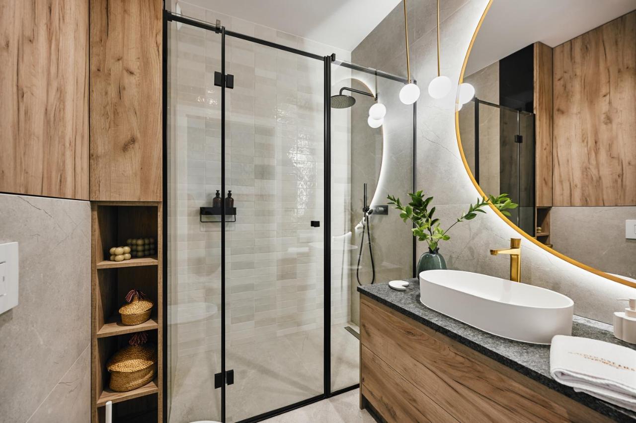 Golden Dreams Luxury Apartment 81 Краків Екстер'єр фото
